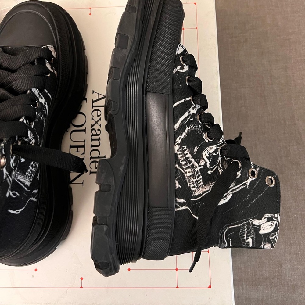 McQueen boots! (Prototype color never released)